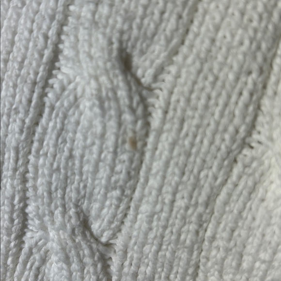 Ralph Lauren Cream and Navy V-Neck Sweater - Picture 5 of 5